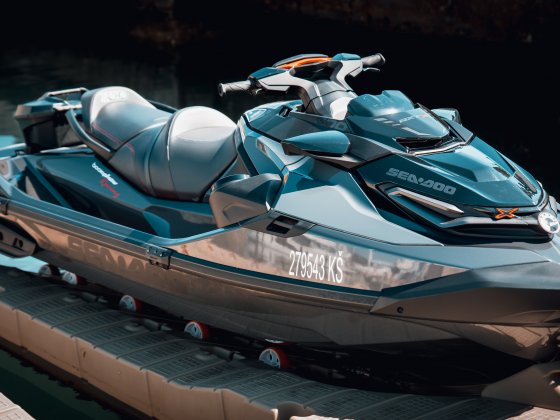 seadoo jetski detail sitz